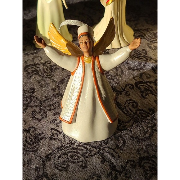 Vintage Hallmark Graceful Angels Ornament Beautiful African American Angel 7pcs - Picture 10 of 14